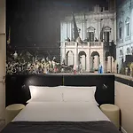 Italianflat - Theatrum And Casa de hóspedes 4*