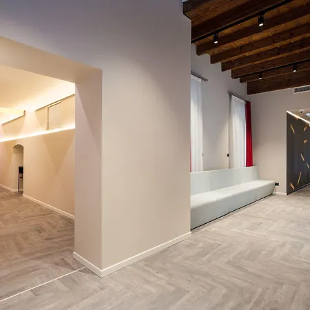 Italianflat - Theatrum And Verona