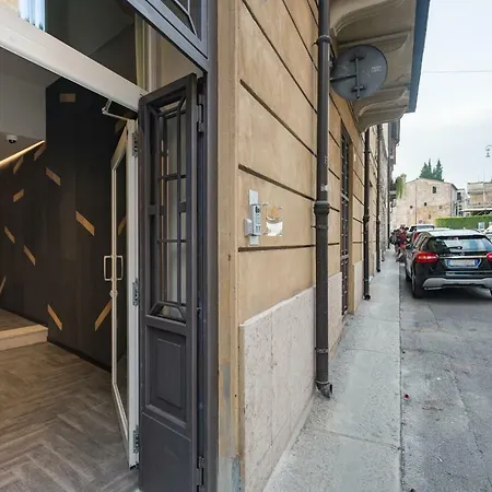 Italianflat - Theatrum And Affittacamere