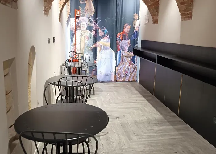 Italianflat - Theatrum And