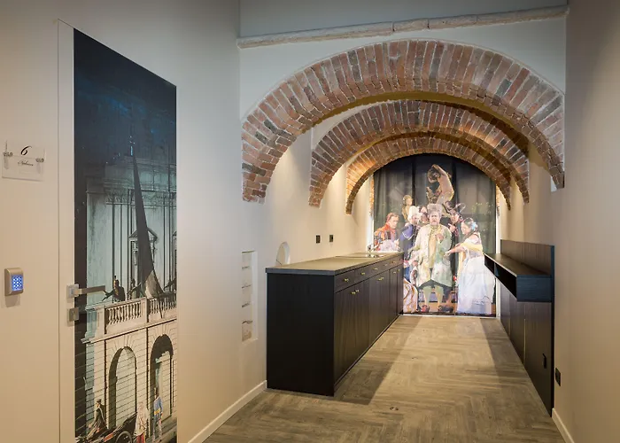 Italianflat - Theatrum And