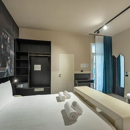 Italianflat - Theatrum And 4*